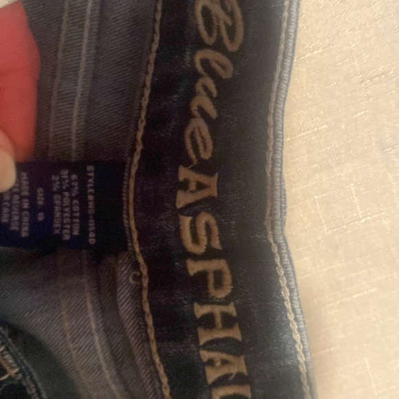 Jean shorts - Picture 3 of 3